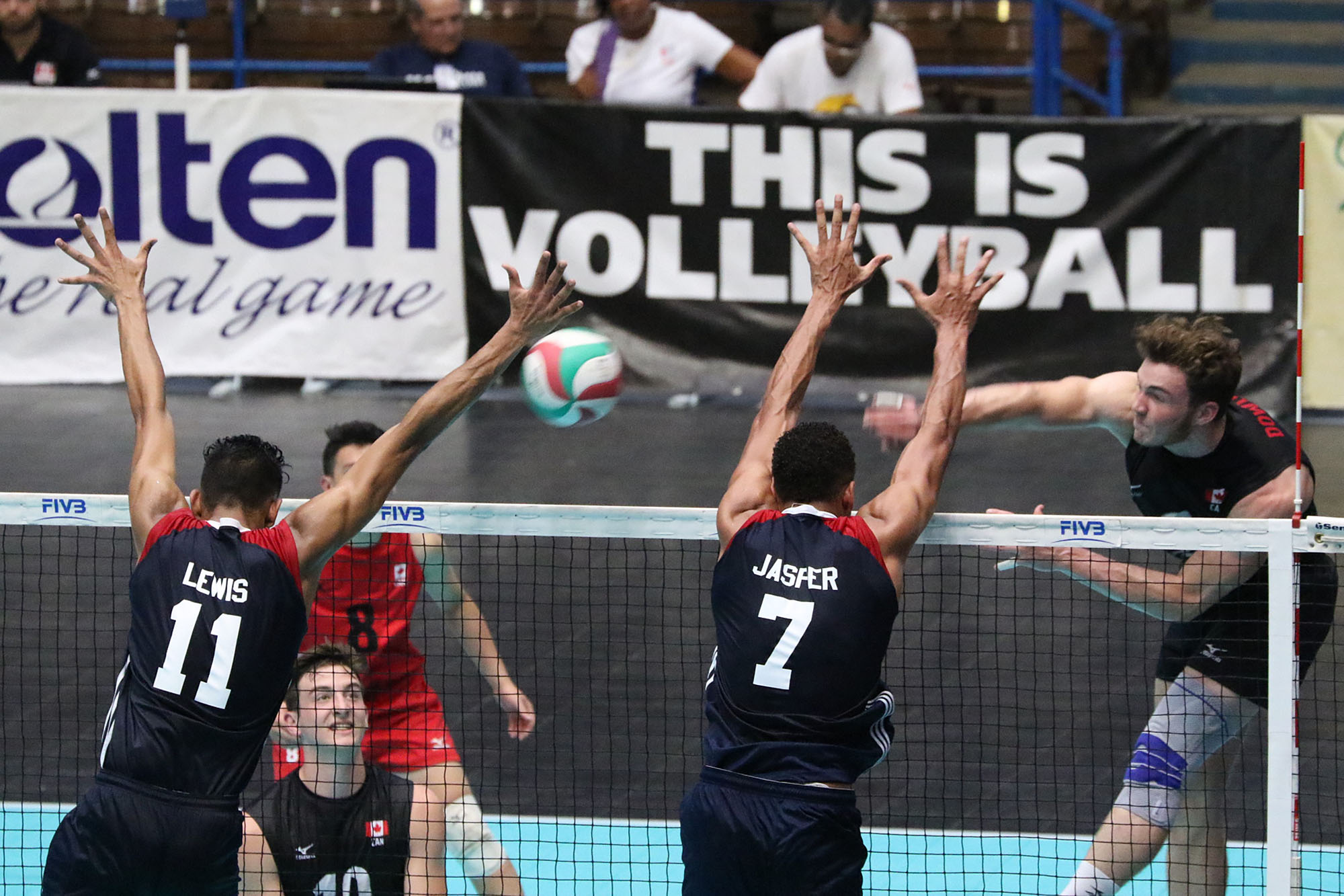 Dowhaniuk at Norceca Cuba